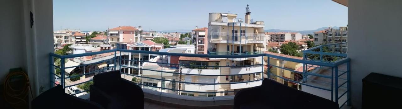 Apartment By The Beach With Amazing Sea View Peraía Eksteriør billede