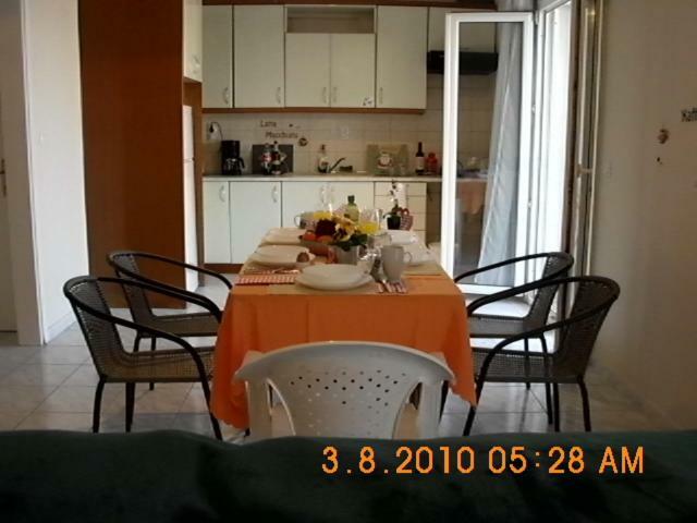 Apartment By The Beach With Amazing Sea View Peraía Eksteriør billede