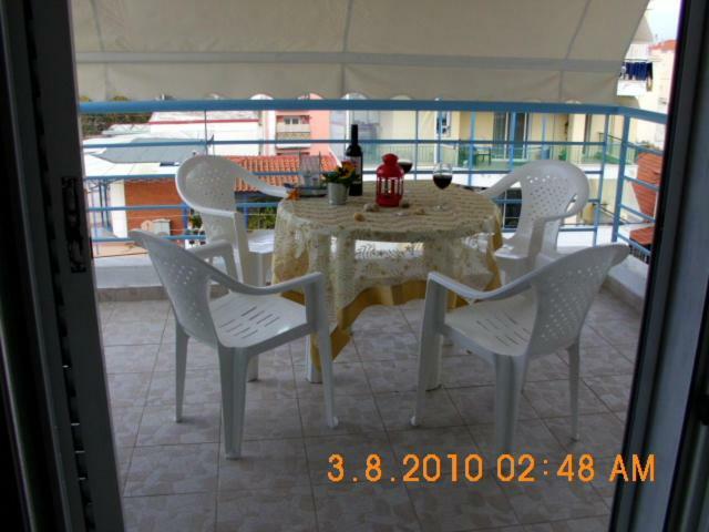 Apartment By The Beach With Amazing Sea View Peraía Eksteriør billede