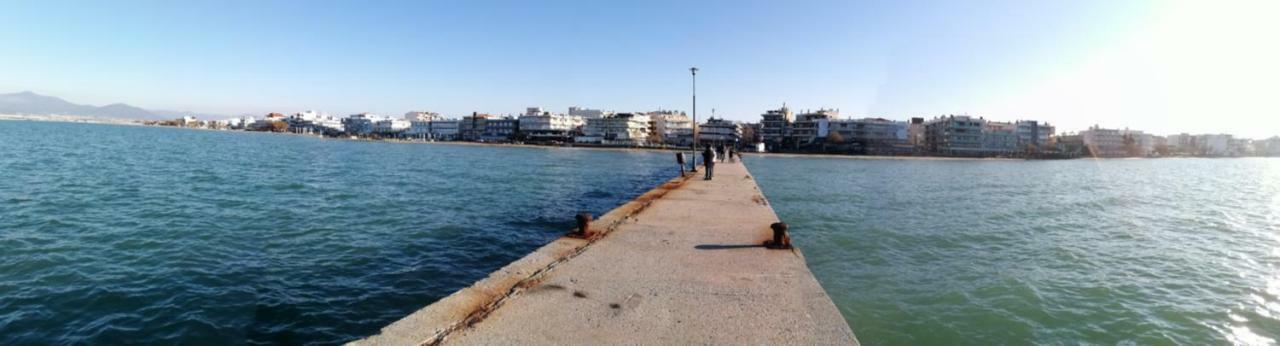 Apartment By The Beach With Amazing Sea View Peraía Eksteriør billede